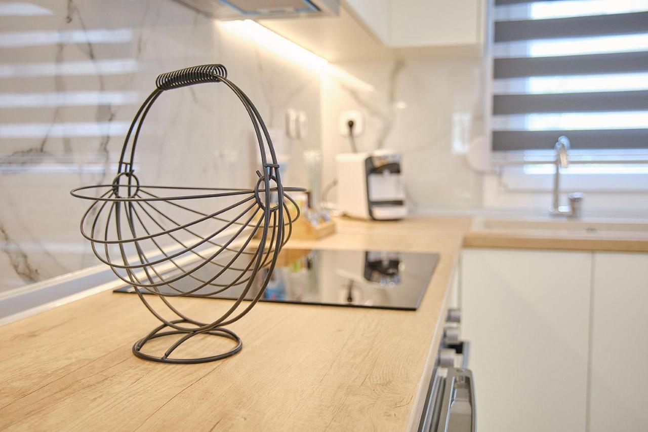 Elegant Central Apartment Veria - Με Ενδοδαπέδια Θέρμανση!!! Eksteriør bilde
